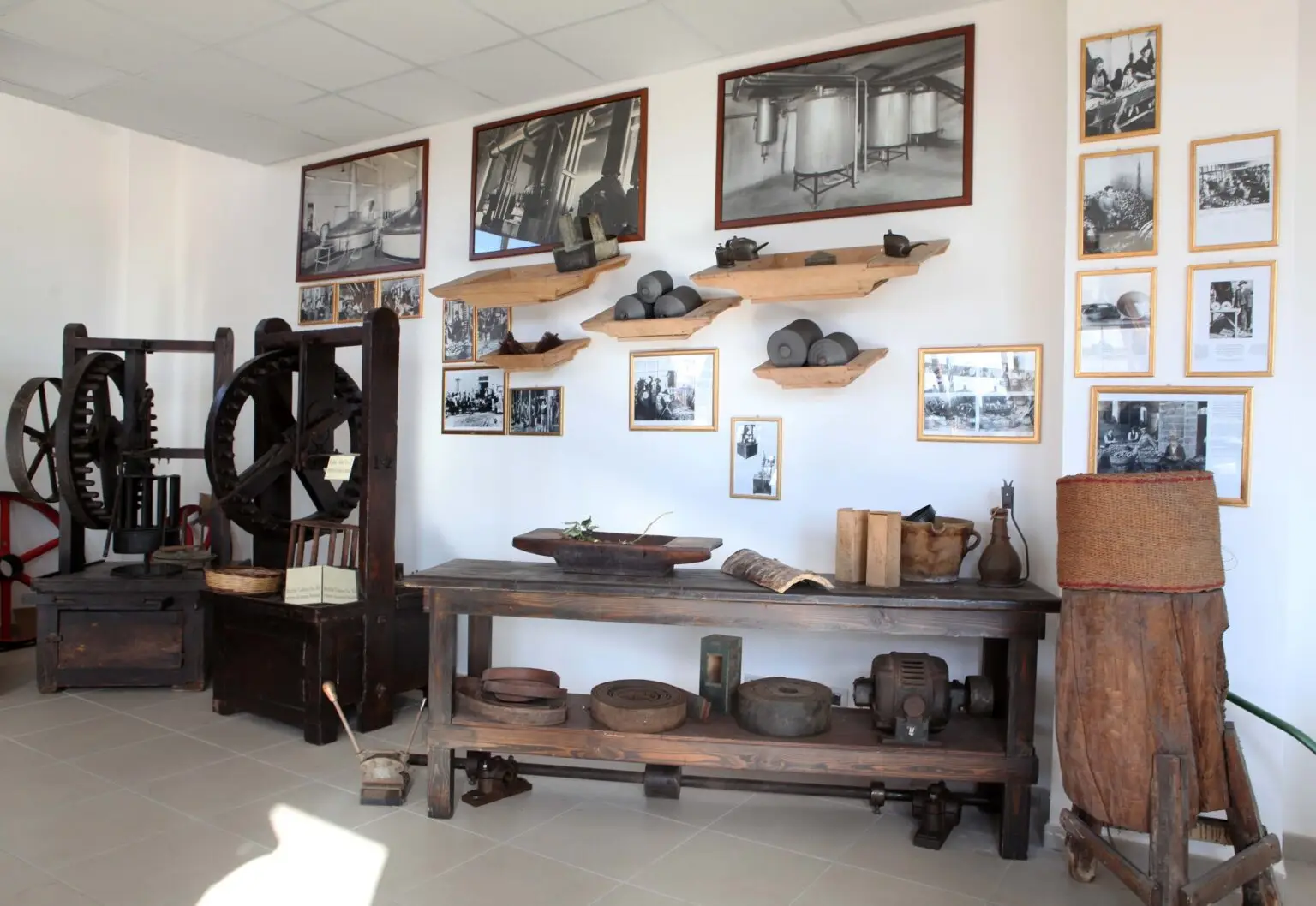 Meta data: Google, Images may be copyrighted.